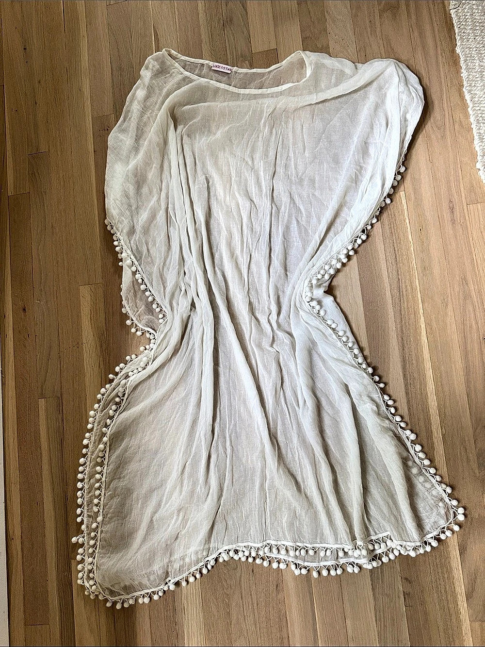 Luck Star White Pom-Pom Trim Tunic Beach Cover Up